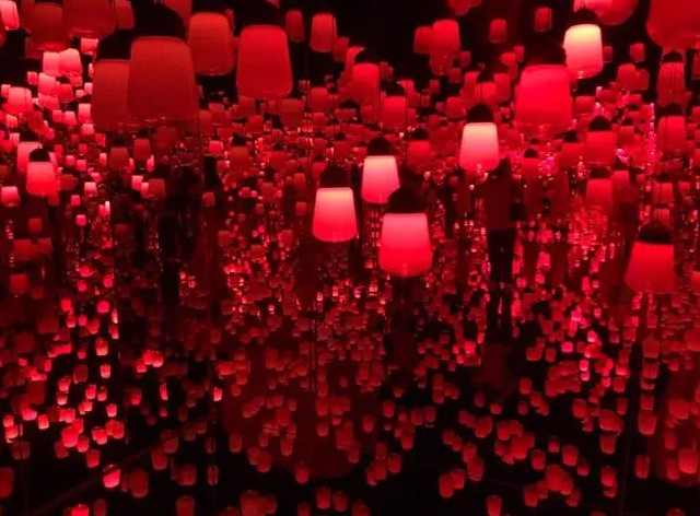 藍(lán)冠網(wǎng)址火遍全球的teamLab，究竟有多大的魅力！