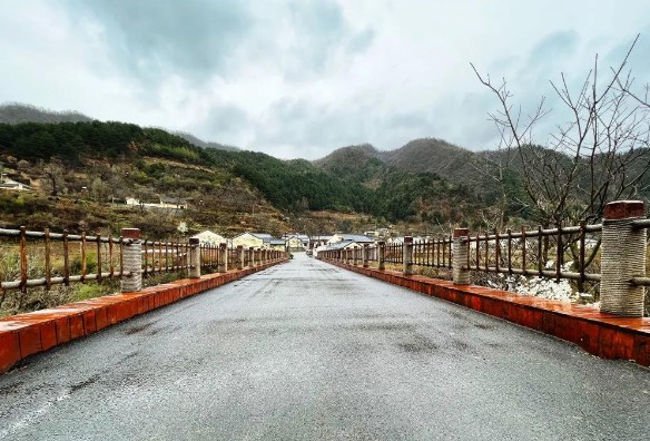 鄉村旅游示范村展藍冠注冊廳設計|嶺澗白云 美麗鄉村