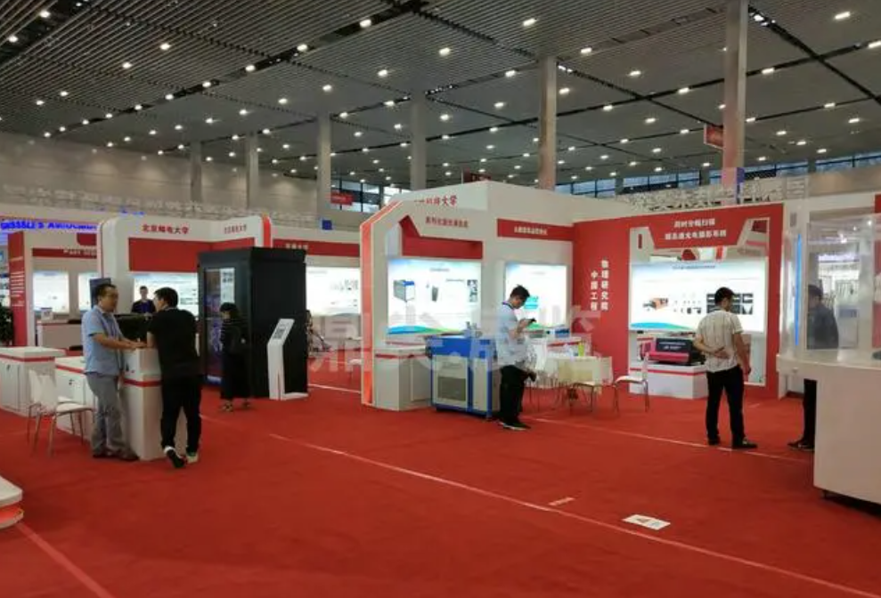 鼎尖展覽工廠助您在展會(huì)現(xiàn)場(chǎng)提高知名度藍(lán)冠網(wǎng)址